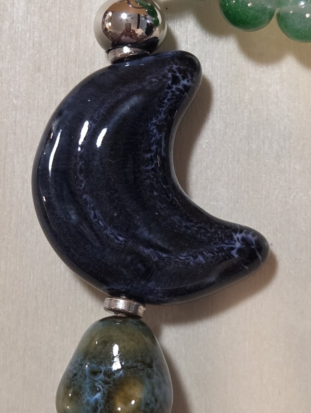 Gorgeous Handcrafted Keychain With Striking Polished Dark Crescent Moon - Picture 10 of 14